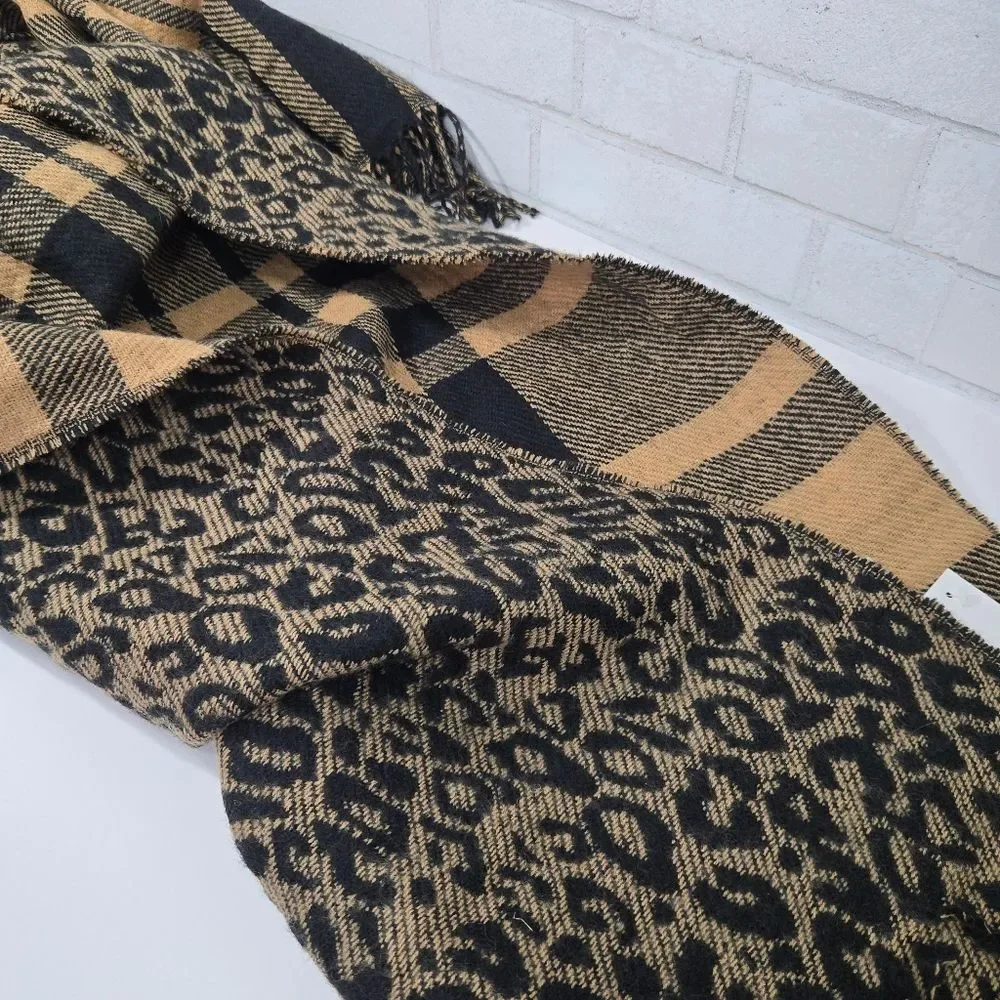Apt. 9 NWT blanket scarf